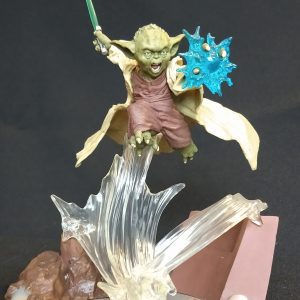 Star Wars Mestre Yoda Unleashed Statue Hasbro